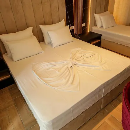 Rozafa Blu 4* Shëngjin