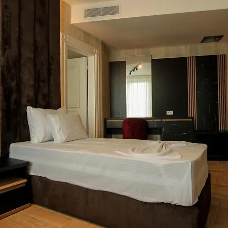 Hotel Rozafa Blu