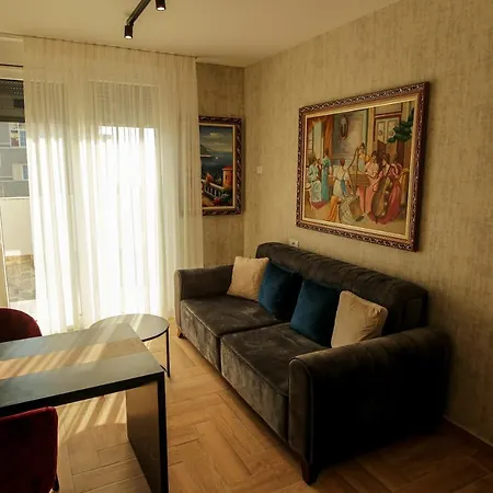 Hotel Rozafa Blu