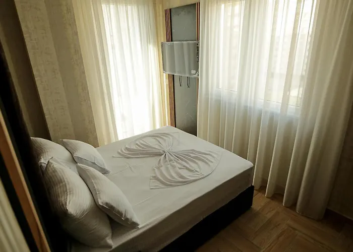 Rozafa Blu 4* Шенджин