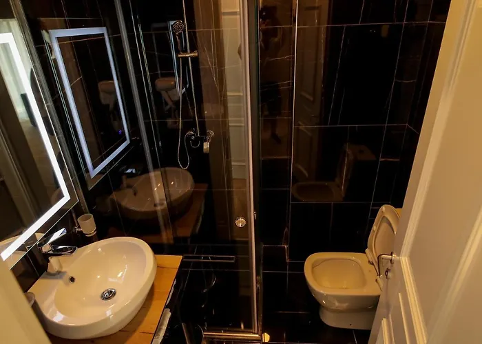 Rozafa Blu Отель 4*