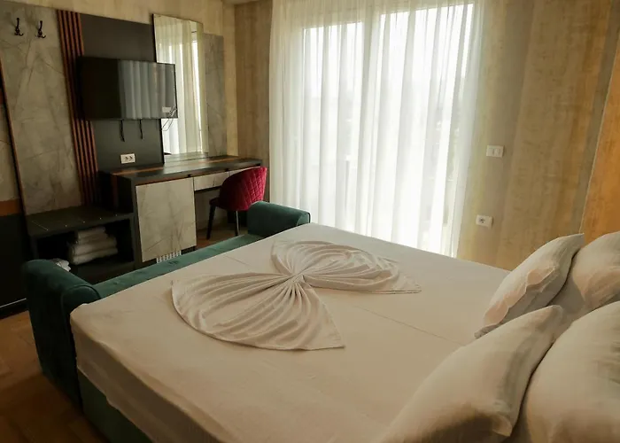 Rozafa Blu 4* Шенджин